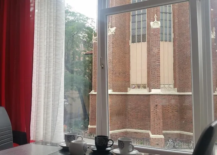 旅馆 Hostelswidnicka24 *